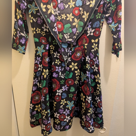 SUNO Stretch-Silk Multicolor Floral Fit-&-Flare Quarter Sleeve Mini Dress- 4 - Picture 9 of 16